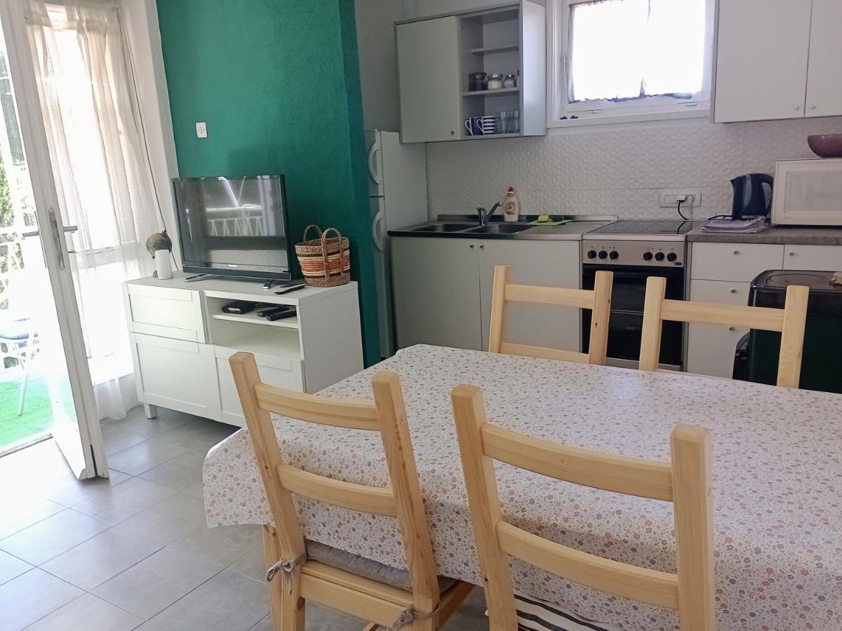 Apartment Brcic Біоград-на-Мору Екстер'єр фото